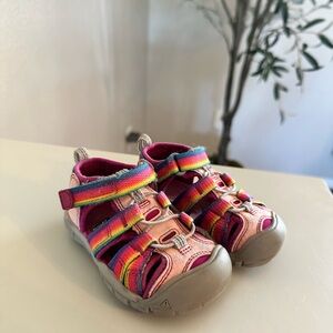KEEN Seacamp Pink Rainbow Watershoes Kids Sandals
